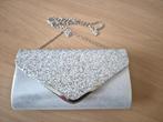 Zilverkleurige enveloppe tas met feestelijke glitters Nieuw, Ophalen of Verzenden, Nieuw, Zilver