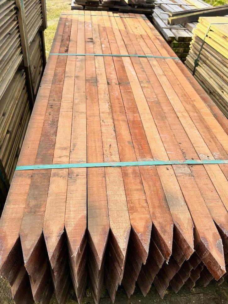 Hardhouten palen 60 x 60 mm gepunt Azobe, Tuin en Terras, Palen, Balken en Planken, Nieuw, Palen, 250 cm of meer, Hardhout, Ophalen of Verzenden