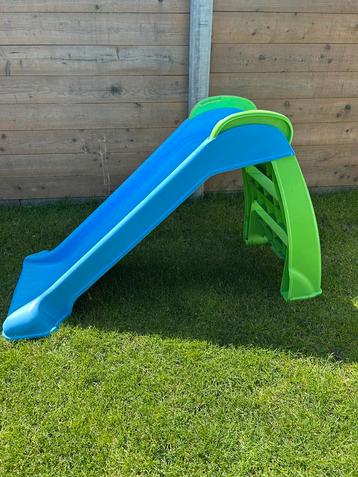 Glijbaan 2 traps (60cm hoog) beschikbaar voor biedingen