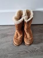 Uggs maat 37, Kleding | Dames, Schoenen, UGG, Bruin, Lage of Enkellaarzen, Ophalen of Verzenden