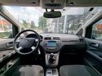 Ford Focus C-MAX met Nieuwe MOTOR 1.8-16V Ghia (bj 2006), Voorwielaandrijving, 65 €/maand, Gebruikt, 4 cilinders