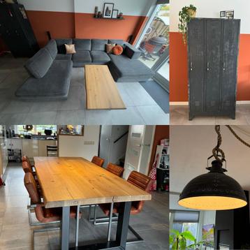 Complete woonkamer inrichting beschikbaar voor biedingen