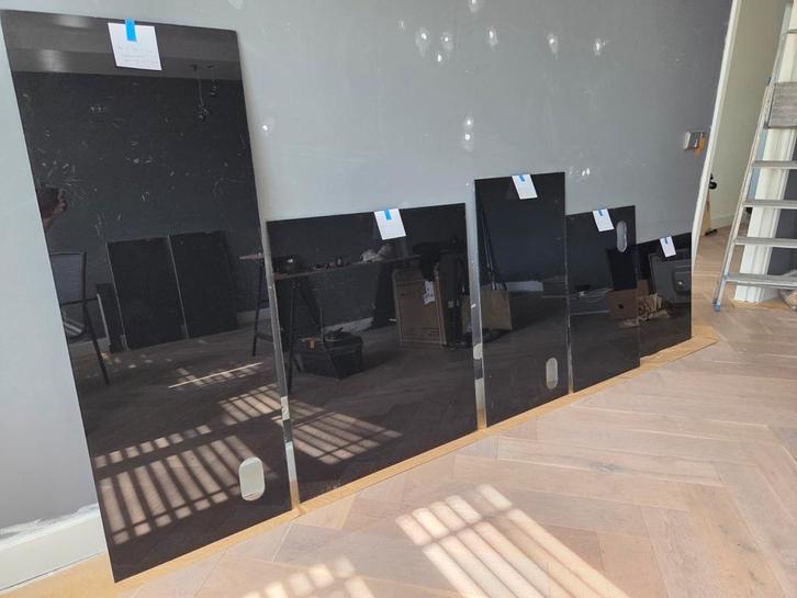 Zwarte Glasplaten - zie foto's voor de maten., Doe-het-zelf en Verbouw, Glas en Ramen, Gebruikt, Glasplaat, Ophalen