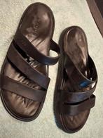 Crocs slippers zgan. Maat 40, Kleding | Dames, Ophalen of Verzenden, Zo goed als nieuw, Zwart