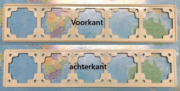 Gira Afdekraam 4-voudig Ceame/wit nieuw  36 ½ x 8 cm Nr.13, Huis en Inrichting, Lampen | Overige, Nieuw, Ophalen of Verzenden