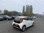 Toyota Aygo 1.0 VVT-i Automaat | X-Play 5-Drs | Airco | Carp, Automaat, Gebruikt, Euro 6, 4 stoelen