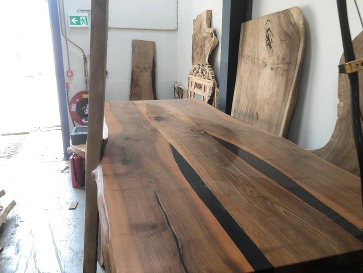 Epoxytafels notenhout ook ovaal en suar boomstamtafels, Huis en Inrichting, Complete eetkamers, Nieuw, 6 tot 8 stoelen, Ophalen