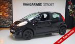 Peugeot 107 1.0-12V XS | ac | jaarbeurt | oh.boekje | 2x nw, Auto's, Peugeot, Voorwielaandrijving, Stof, Zwart, 4 stoelen