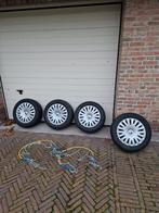 Te KoopWinterbanden 205/55/R16 - 5 gaats met sneeuwkettingen, Auto-onderdelen, Banden en Velgen, Gebruikt, 16 inch, Banden en Velgen