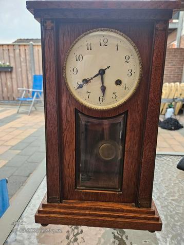 Junghans Tafelklok - Werkend en goede staat beschikbaar voor biedingen