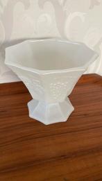 Vintage - opaline glas bonbons schaaltje, Ophalen of Verzenden