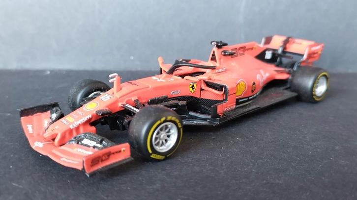Ferrari SF 90 Sebastian Vettel 1:43  Bburago Burago Pol, Hobby en Vrije tijd, Modelauto's | 1:43, Zo goed als nieuw, Verzenden
