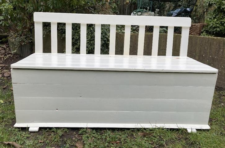 Brocante wit bankje - opbergbankje - bankje met klep, Antiek en Kunst, Curiosa en Brocante, Ophalen