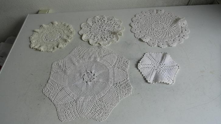 Gehaakte kleedjes, handgemaakt, vintage, Antiek en Kunst, Curiosa en Brocante, Ophalen of Verzenden