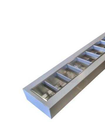 Nieuwe tl armaturen opbouw 1x35 watt t5 beschikbaar voor biedingen