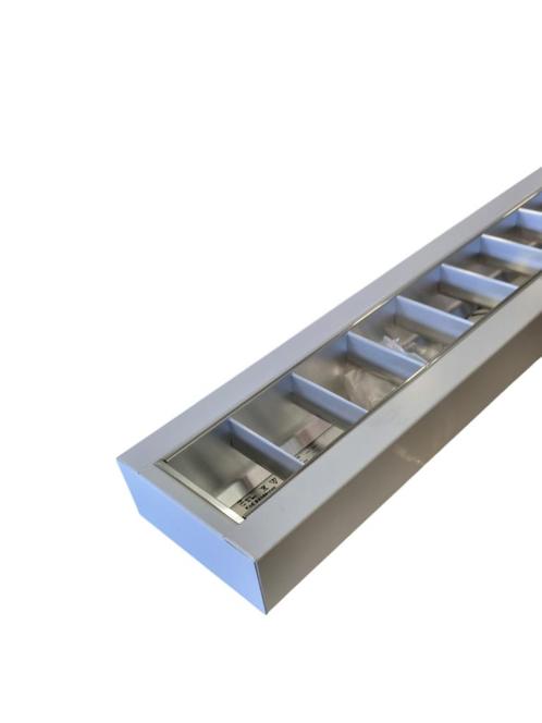 Nieuwe tl armaturen opbouw 1x35 watt t5, Doe-het-zelf en Verbouw, Bouwverlichting, Nieuw