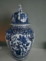 Delfts blauwe vaas met deksel - 45 cm hoog, Ophalen of Verzenden