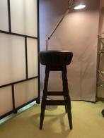 Barkruk rond, z.g.a.n., Ophalen, 60 tot 90 cm, Hout, Zo goed als nieuw
