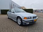 BMW 3-Serie 2.8 I 328 1996 E36 sedan handgeschakeld!, Auto's, BMW, Euro 2, 65 €/maand, Achterwielaandrijving, Handgeschakeld