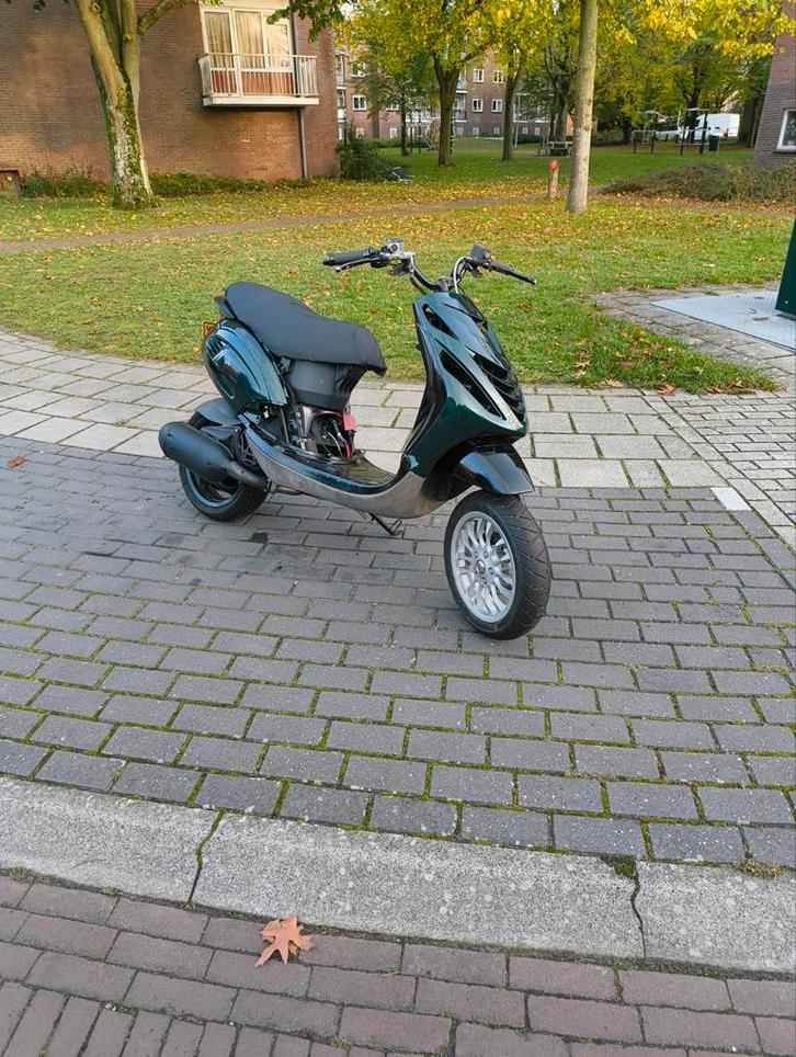 Piaggio Zip 172cc stage 2 ac dd, Fietsen en Brommers, Scooters | Piaggio, Zo goed als nieuw, Zip, Tweetakt, Ophalen