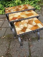 3 speksteen bijzet tafeltjes., Ophalen, Minder dan 45 cm, Minder dan 55 cm, Gebruikt