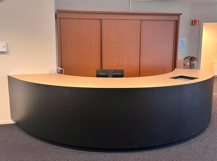 Balie Toonbank Verkoopbalie Kledingbalie Kassabalie, Zakelijke goederen, Kantoor en Winkelinrichting | Winkel en Inventaris, Ophalen