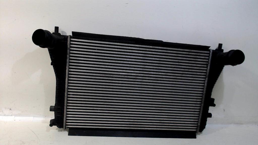 Intercooler radiateur Volkswagen Passat, Onderdelen@venauto.nl, Van der Ven Autorecycling B.V., Gebruikt, Ettenseweg 76, 4706 PB Roosendaal, The Netherlands