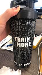 Trainmore beker shake waterfles gebruikt voor water alleen, Ophalen of Verzenden, Gebruikt