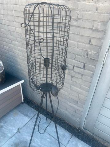 Stijlvolle metalen vloerlamp +hanglamp beschikbaar voor biedingen