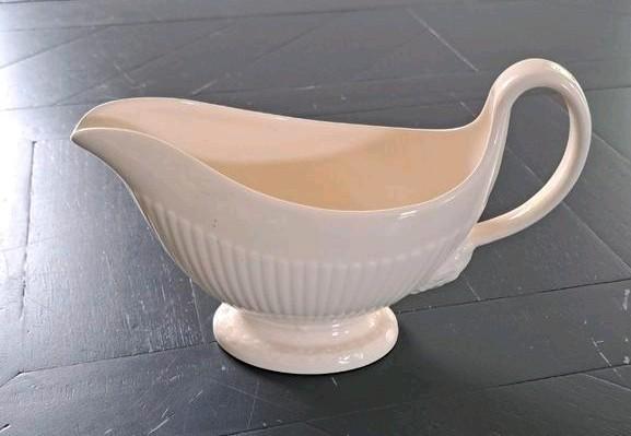 Wedgwood Sauskom Edme - Klassiek Design, Huis en Inrichting, Keuken | Servies, Zo goed als nieuw, Schaal of Schalen, Wedgwood