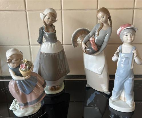 4 porseleinen beelden van Lladro, Antiek en Kunst, Antiek | Porselein, Ophalen of Verzenden