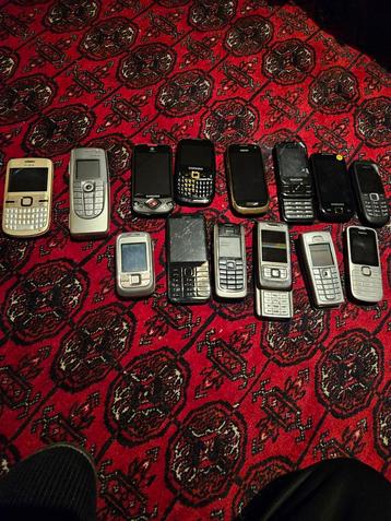 Mooie en werkende en niet gebruikt Nokia en Samsung van vitr beschikbaar voor biedingen