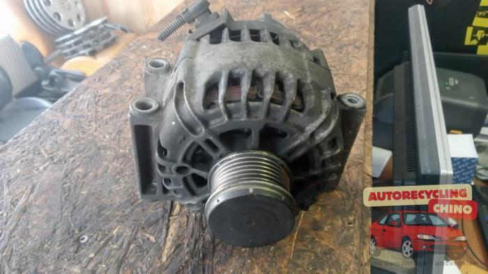 Dynamo van een Opel Corsa, Auto-onderdelen, Motor en Toebehoren, Opel, Gebruikt, 3 maanden garantie, Ophalen