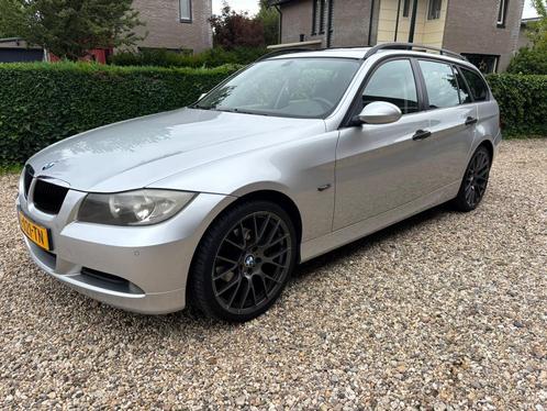 BMW 3-Serie 320i 2006 Touring PANO, Auto's, BMW, Bedrijf, ABS, Adaptieve lichten, Airbags, Airconditioning, Alarm, Bluetooth, Bochtverlichting