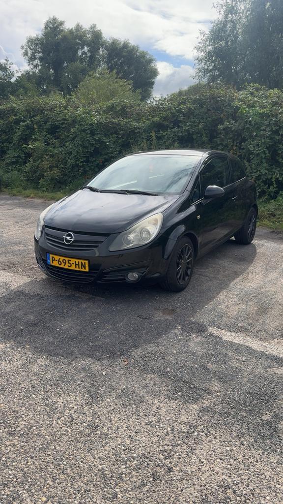 Opel Corsa 1.2 16V 3D 2009 Zwart / koppaking lek !, Auto's, Opel, Particulier, Corsa, Benzine, C, Hatchback, Handgeschakeld, Geïmporteerd