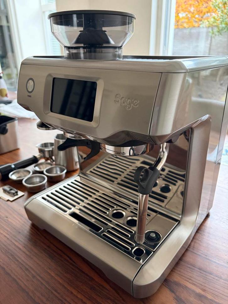 Sage Barista Touch Espressomachine - inclusief accessoires, Witgoed en Apparatuur, Koffiezetapparaten, Gebruikt, Koffiebonen, Espresso apparaat