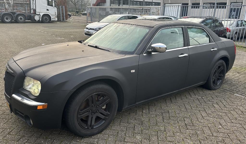 Chrysler 300C 2.7 I V6 AUT 2005 Grijs - Apk 9-7-2026, Auto's, Chrysler, Automaat, Beige, Particulier, Euro 4