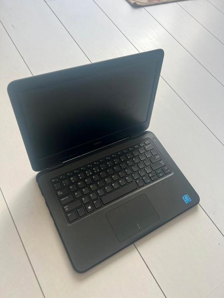 Dell Latitude 3300 - 128GB SSD, 8GB RAM, Computers en Software, Windows Laptops, Zo goed als nieuw, 13 inch, SSD, Onbekend, 8 GB