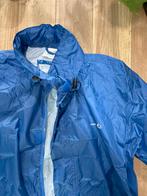 Nieuwe blauwe regenjas maat 176 in reishoes, Kinderen en Baby's, Kinderkleding | Maat 176, Ophalen of Verzenden, Nieuw, Meisje