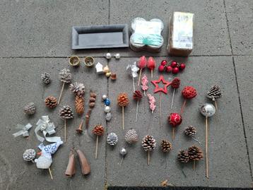 Grote set kerst decoratie voor kerst stukjes beschikbaar voor biedingen