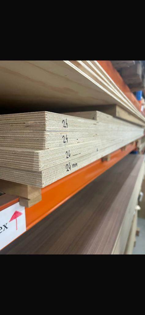 Multiplex Berken 24mm – Laatste plaat uit het assortiment!, Doe-het-zelf en Verbouw, Plinten en Afwerking, Zo goed als nieuw, Plinten