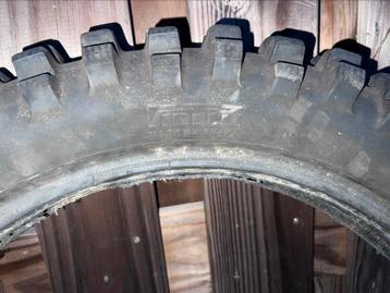 Diverse motor cross banden beschikbaar voor biedingen