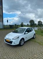 Renault Clio 1.2 TCE 5-DRS 2012 wit TOMTOM EDITION, Auto's, Stof, 4 cilinders, Wit, Handgeschakeld