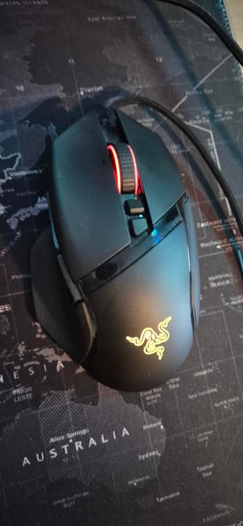 Razer Basilisk v3 - Nette staat!, Computers en Software, Muizen, Zo goed als nieuw, Muis, Rechtshandig, Bedraad, Ergonomisch, Gaming muis