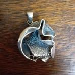 Zilveren hanger en ring. Bloem vorm. Maat 18.5 ongeveer, Ophalen of Verzenden, Zo goed als nieuw, Zilver, Pandora