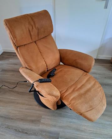 Relax sta op stoel beschikbaar voor biedingen