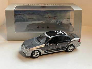 Mercedes E-klasse (w211) Team MB Guard  Parijs-Peking  1/43 beschikbaar voor biedingen