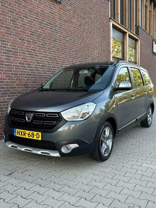 Dacia Lodgy 1.2 TCe Stepway 7Pers Airco Cruise Cam PDC Stlvr, Auto's, Dacia, Bedrijf, Lodgy, ABS, Achteruitrijcamera, Airbags