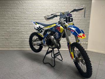 Zeer nette Husqvarna TC125 2018 crossmotor 84h (HGS/WP CS4) beschikbaar voor biedingen