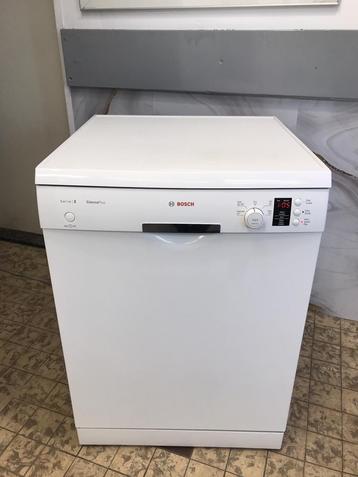Te koop Bosch Vaatwasser A++ 60 CM breed in Zeer Goed Staat beschikbaar voor biedingen